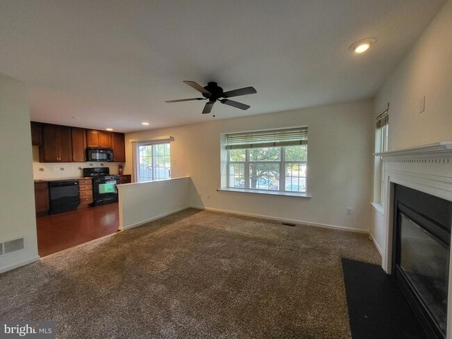 Building Photo - 284 Flagstone Rd
