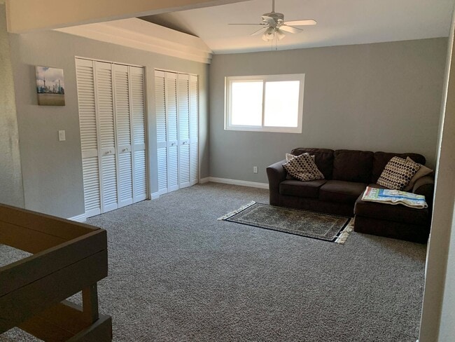 Den - 20305 Klyne St