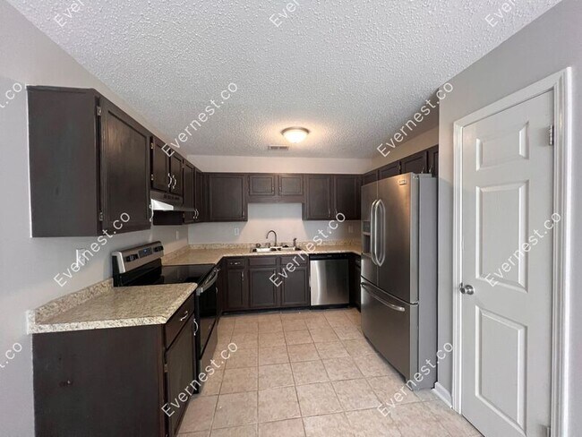 Building Photo - 7396 Overlook Dr