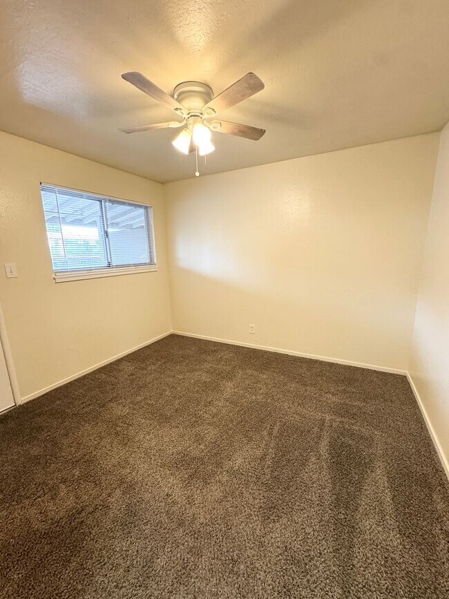 Building Photo - Move-In Special; Upstairs One Bedroom + Private Patio – SEE VIDEO
