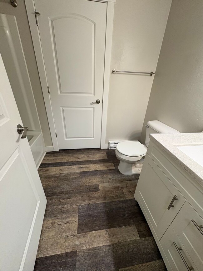 Building Photo - JCP - 04 -Terrace Dr