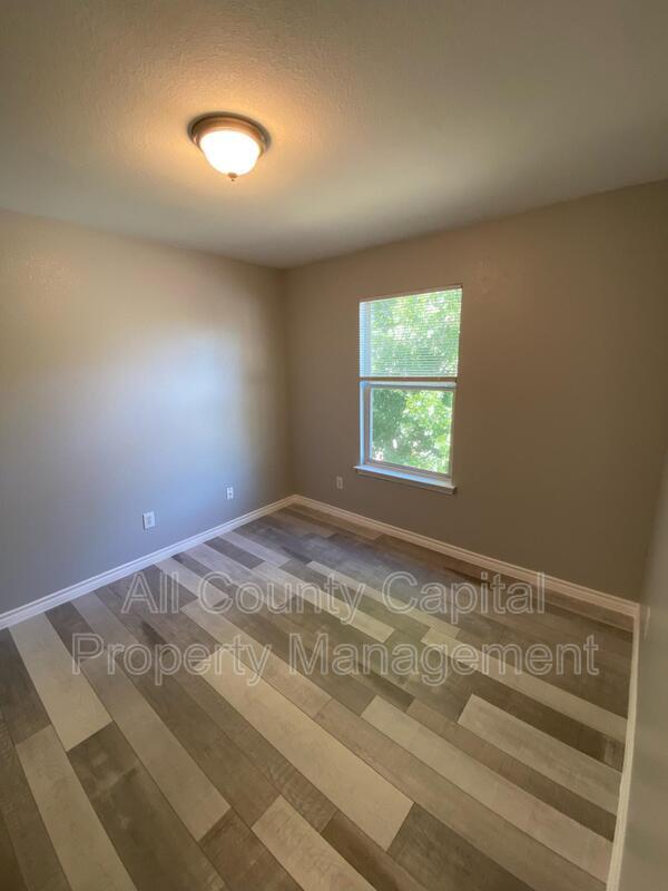 Building Photo - 6805 Doyal Dr