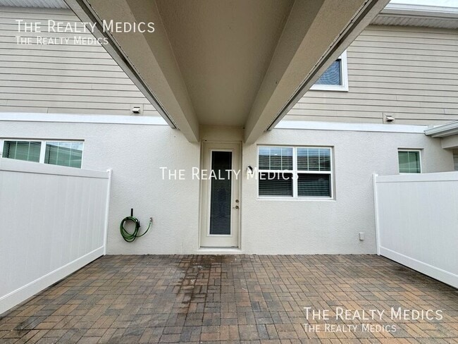 Building Photo - 1375 Painted Bunting Ave