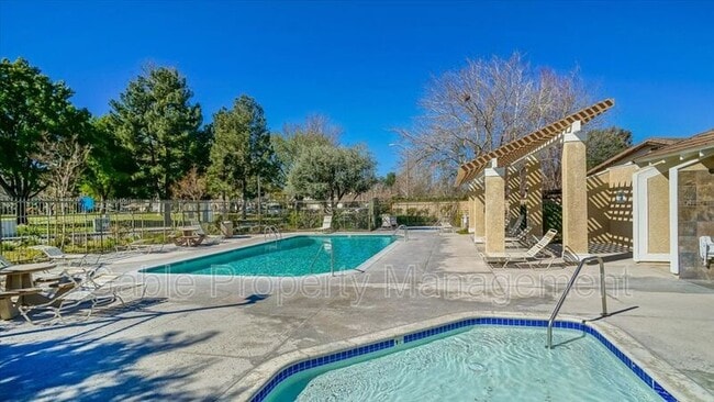 Building Photo - 25649 Almendra Dr