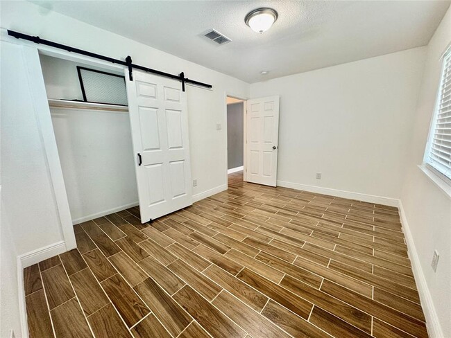 Building Photo - 3109 Danforth Memorial Dr
