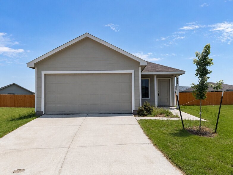 Building Photo - 427 Bower Dr