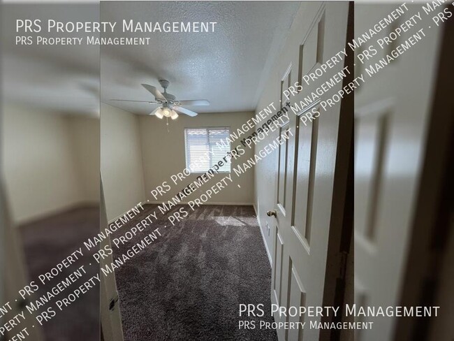 Building Photo - 818 W Silver Creek Rd