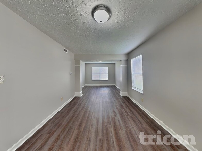 Building Photo - 5328 Waterton Lakes Dr