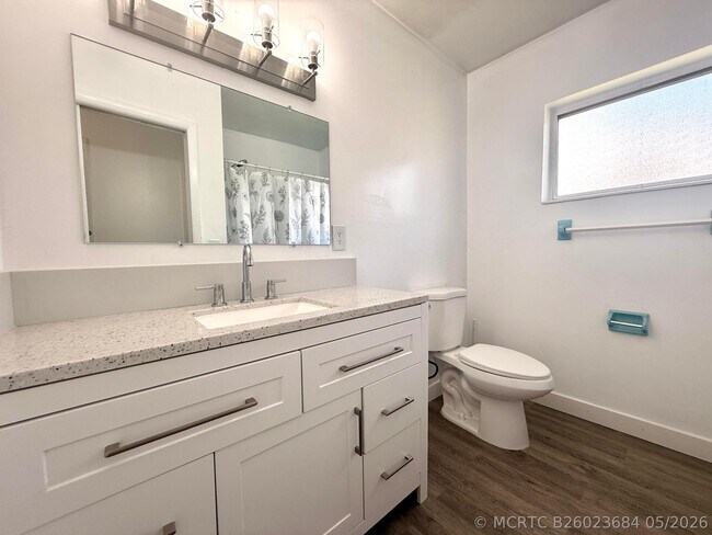 Building Photo - 2854 Crosley Dr E