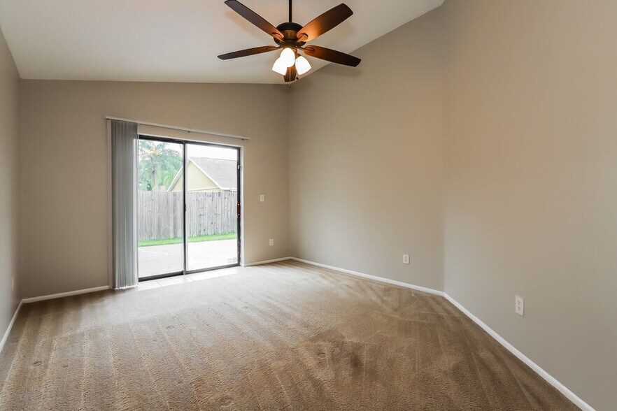Building Photo - 11506 Smokethorn Dr