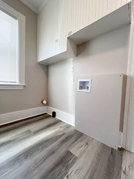 Building Photo - 84 Exeter Ave