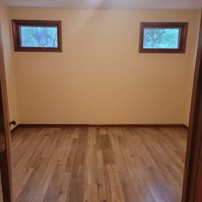 Building Photo - Beautiful Property Located in Seven Lakes ...