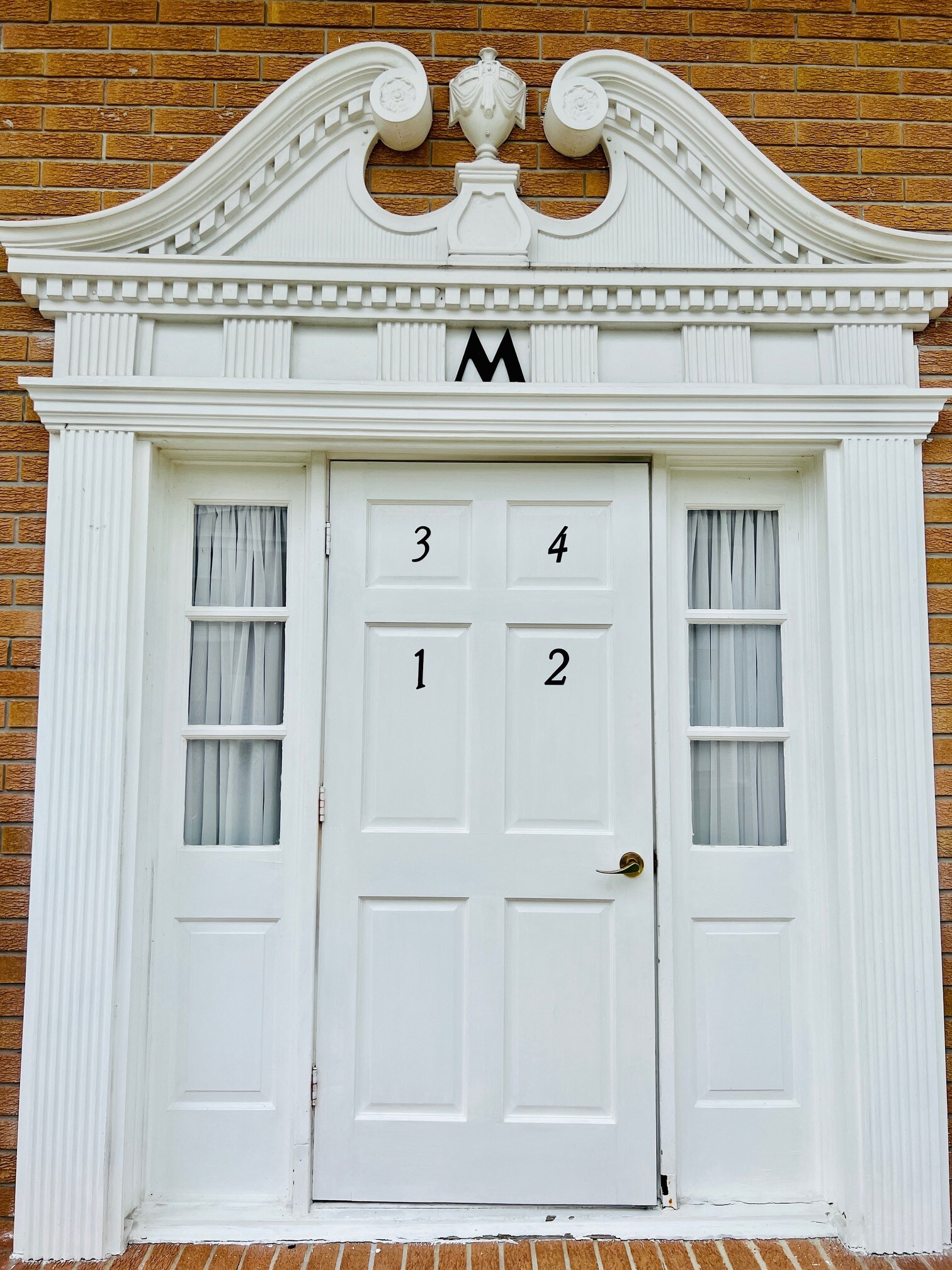 Entrance to Building - 4158 Tamiami Trl