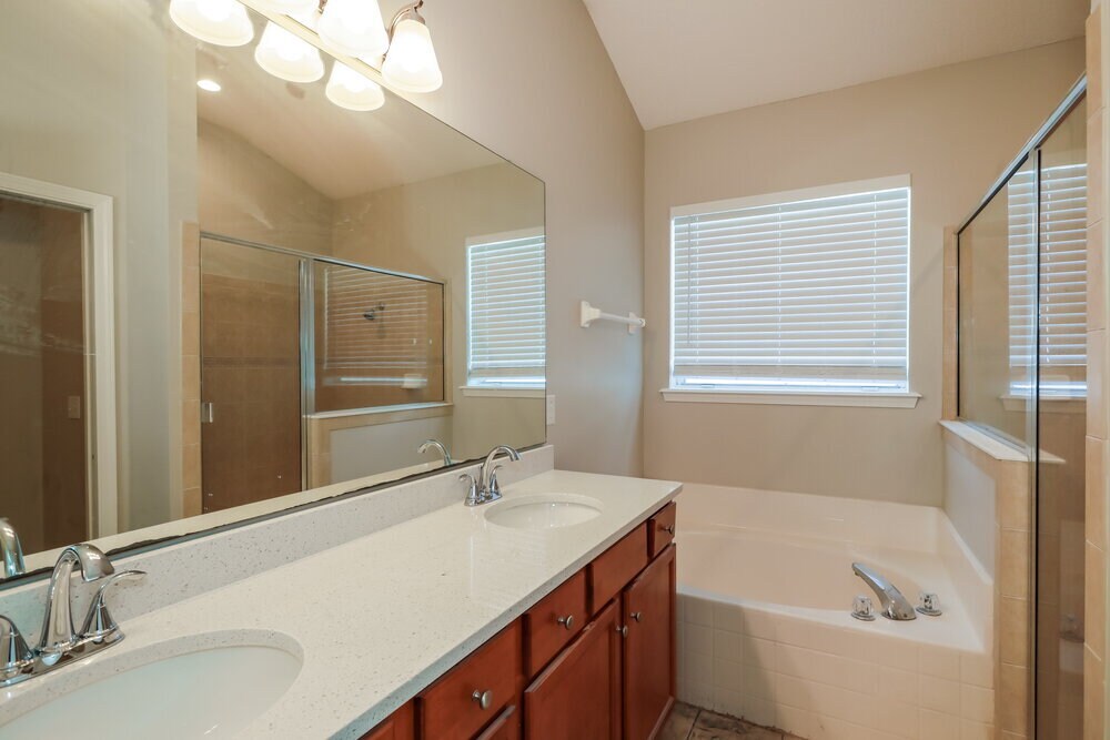 Building Photo - 3914 Leatherwood Dr