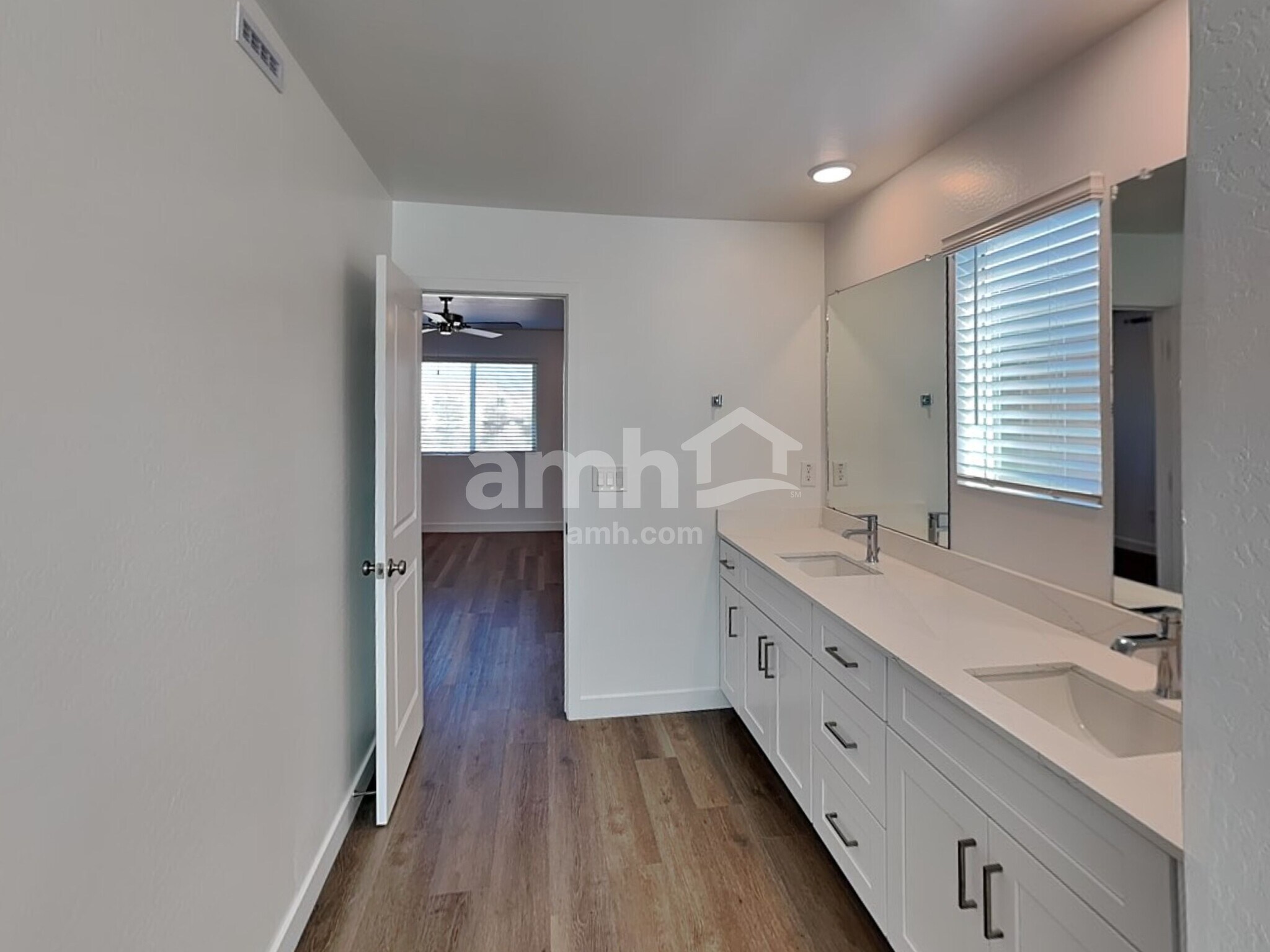 Building Photo - 9730 W Luxton Ln