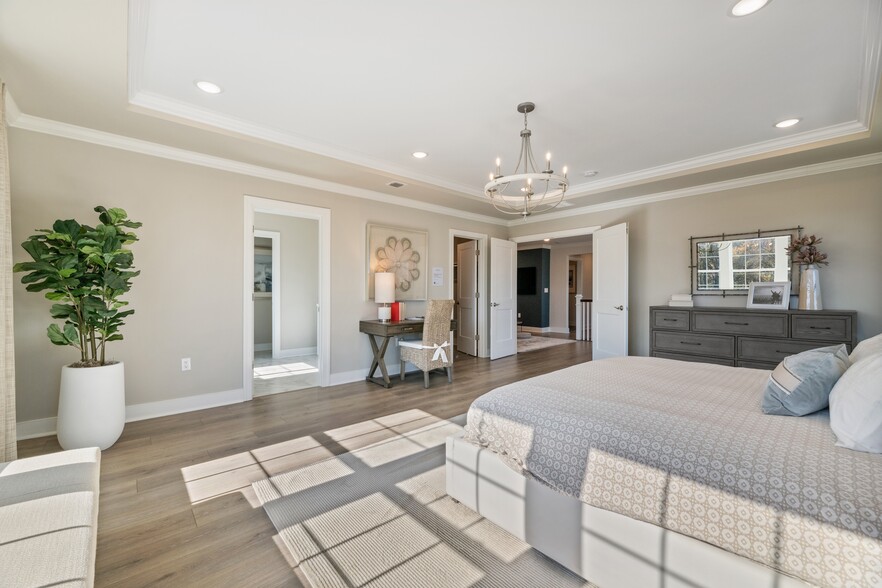 Building Photo - 4053 Heron Dr