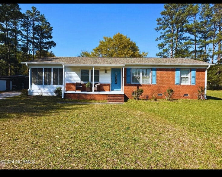 Building Photo - 452 Nine Foot Rd