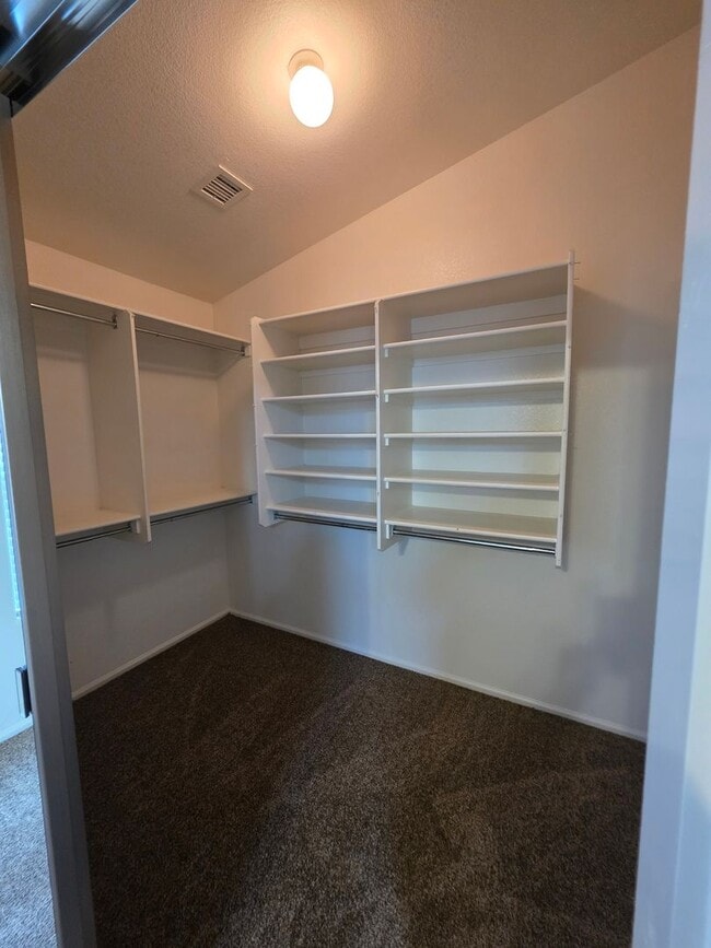 Building Photo - Single Story Large 4 bedroom- Maricopa