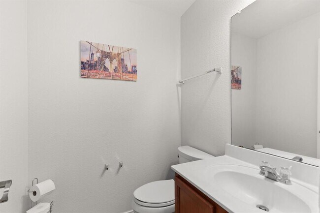 Building Photo - 14224 Lake Victor Dr