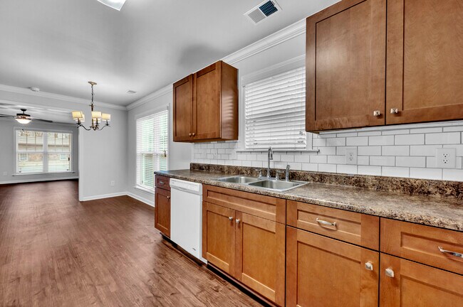 Building Photo - 6909 2nd Ave S