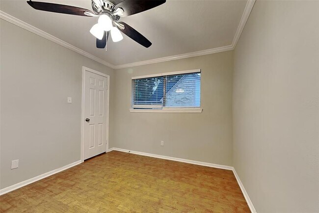 Building Photo - 15318 Sterling Lake Dr