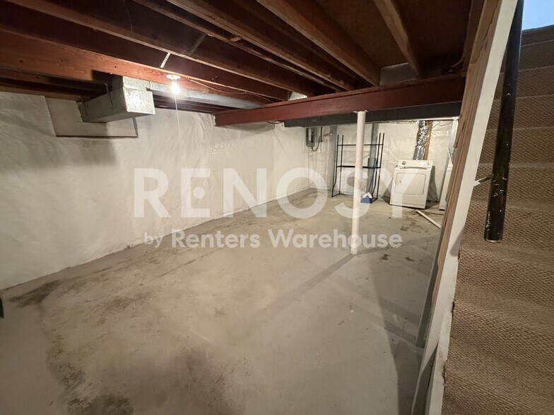 Building Photo - 2907 Knollwood Dr SE