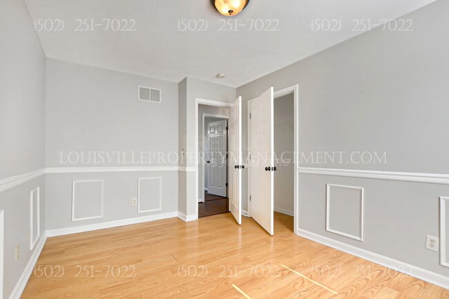 Building Photo - 3645 Rolling Ridge Way