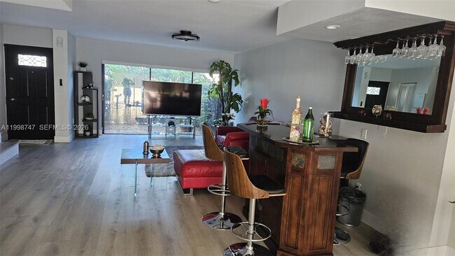 Building Photo - 16446 NE 27th Pl