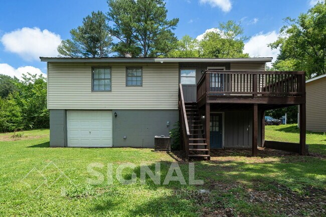 Building Photo - 1652 Roberta Ln