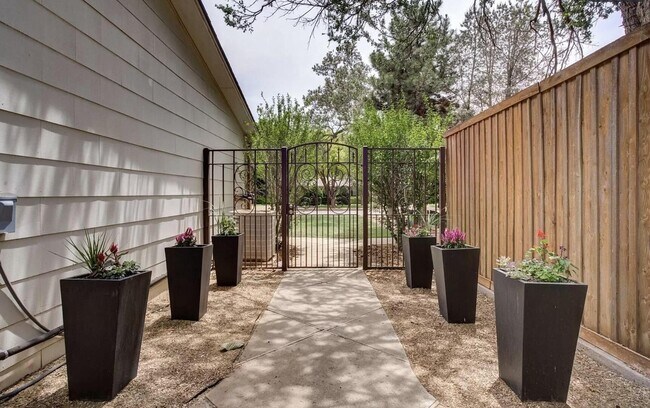 Building Photo - 4804 16th St