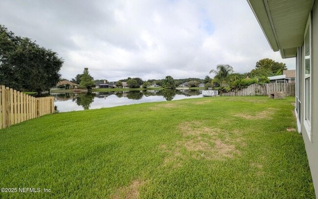 Building Photo - 12162 Millford Ln N