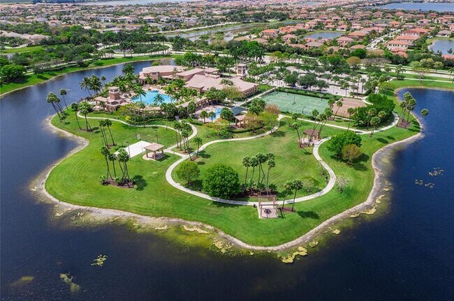 Building Photo - 8215 NW 125th Ln