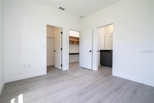 Building Photo - 3262 Sustainable Wy