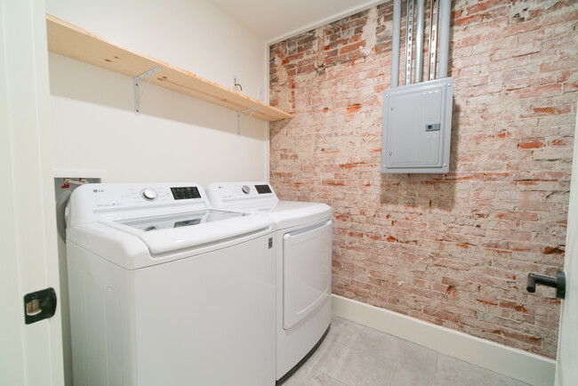 Washer/Dryer Room in Unit - 123 N 4th St