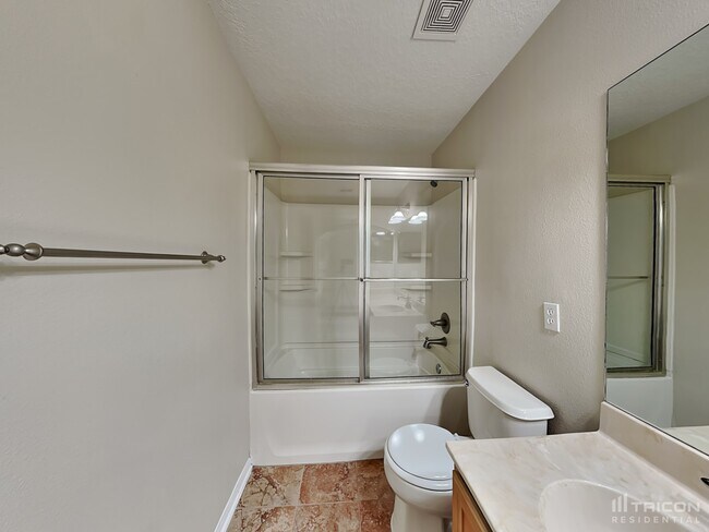 Building Photo - 17519 Balmaha Dr