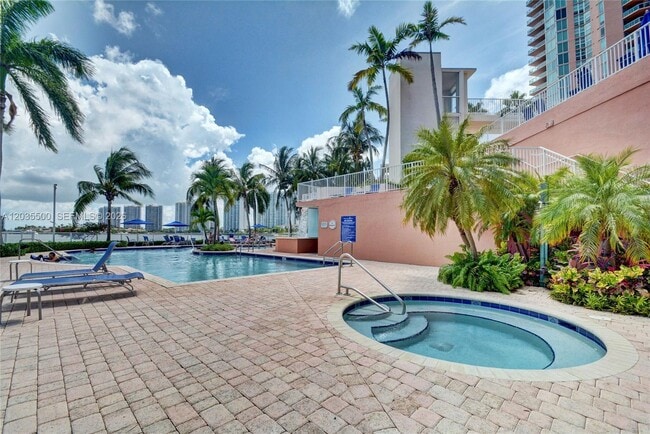 Building Photo - 3370 Hidden Bay Dr