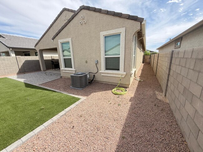 Building Photo - 38172 W San Sisto Ave