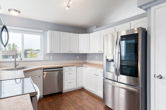 Building Photo - Ranch Style. 3 Bedroom Home.