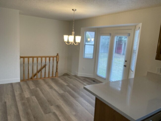 Building Photo - 258 W 1360 N