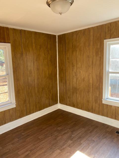 Building Photo - 401 Albert Dr