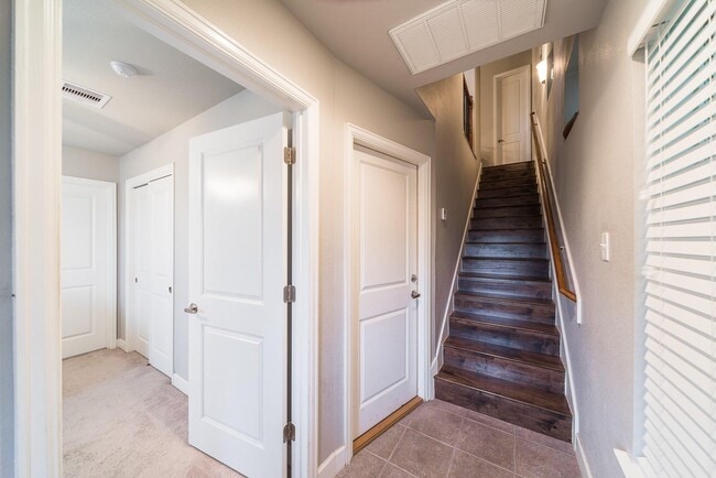 Building Photo - 4208 Old Spanish Trl