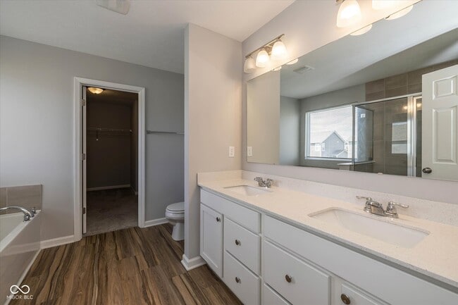 Building Photo - 6792 Highland Way