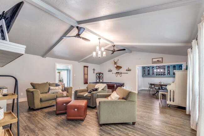 Building Photo - 2511 River Ridge