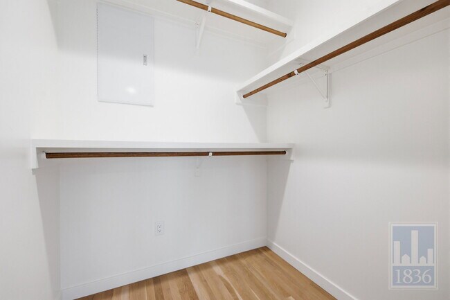 Building Photo - 3202 Clawson Rd