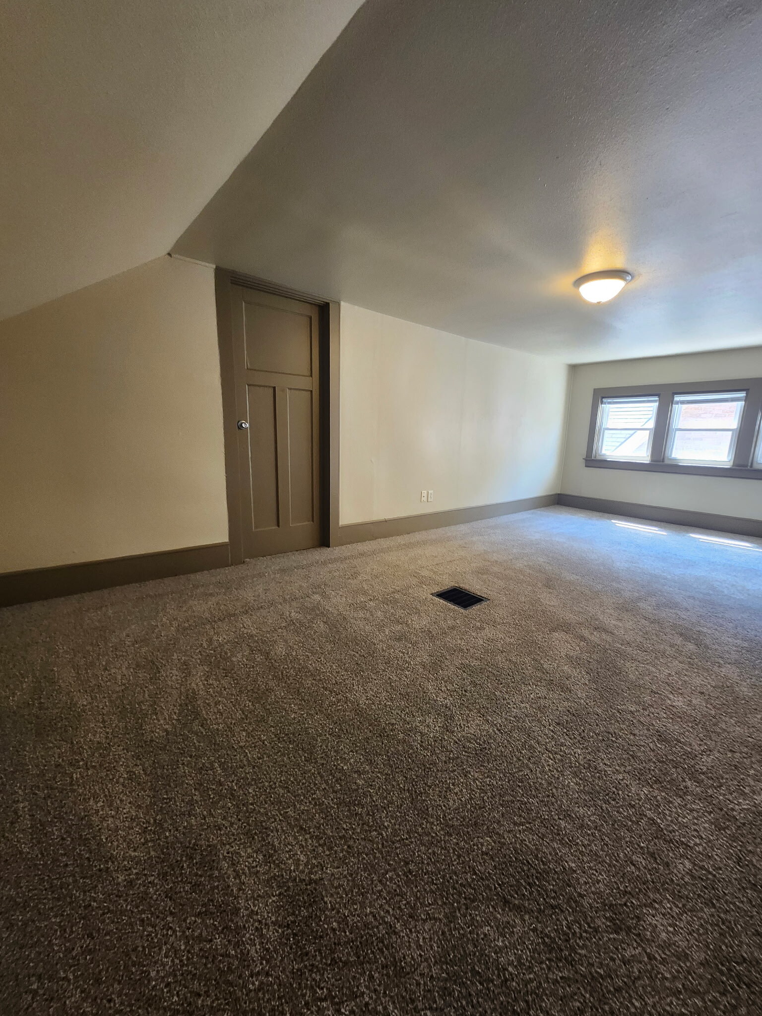 Building Photo - 2767 N 46th St