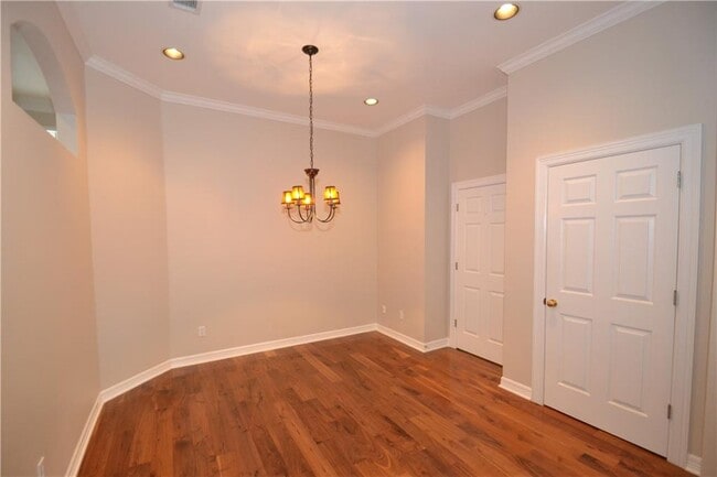 Building Photo - 5904 Cane Pace