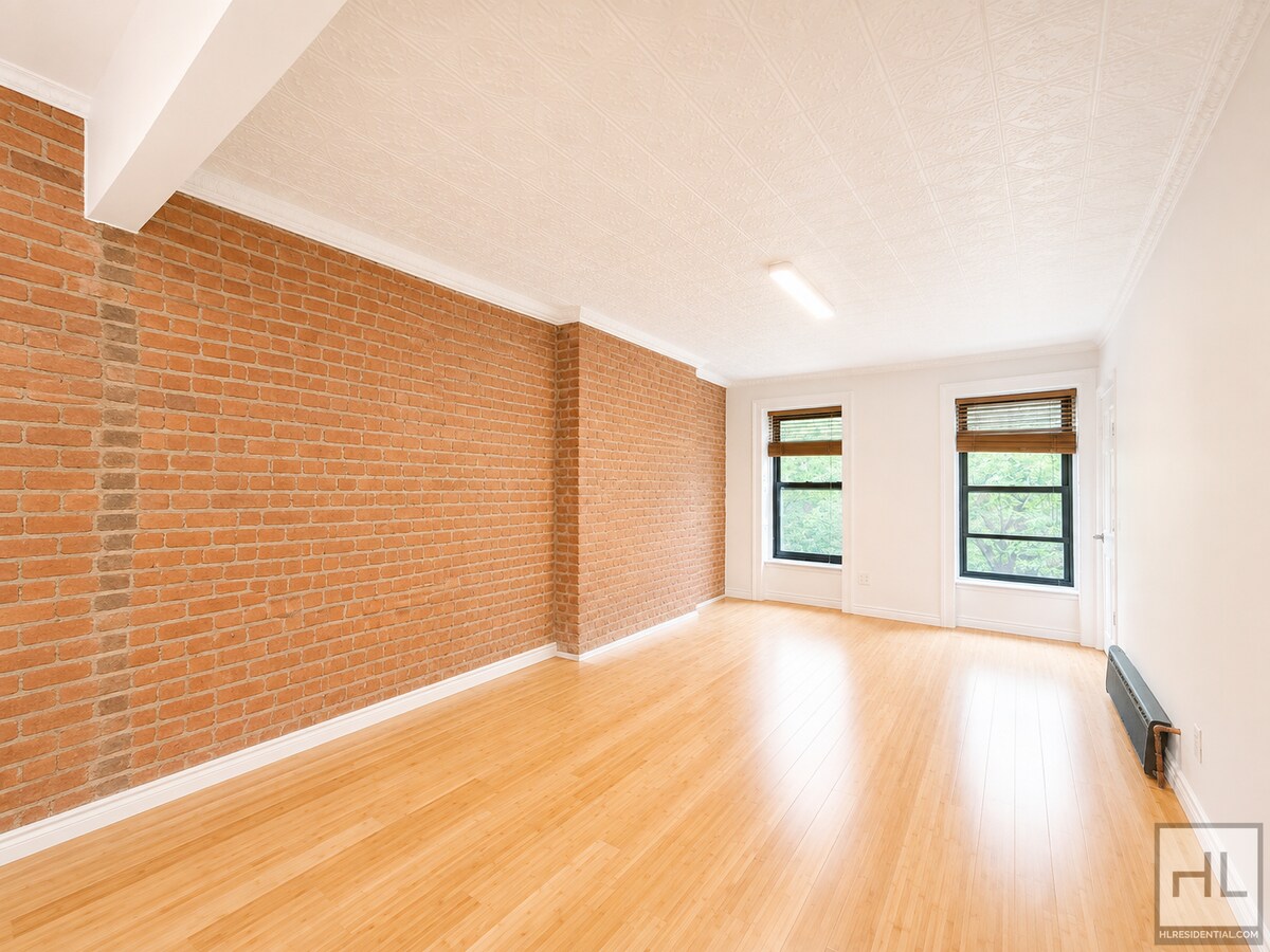 Building Photo - WAVERLY AVENUE