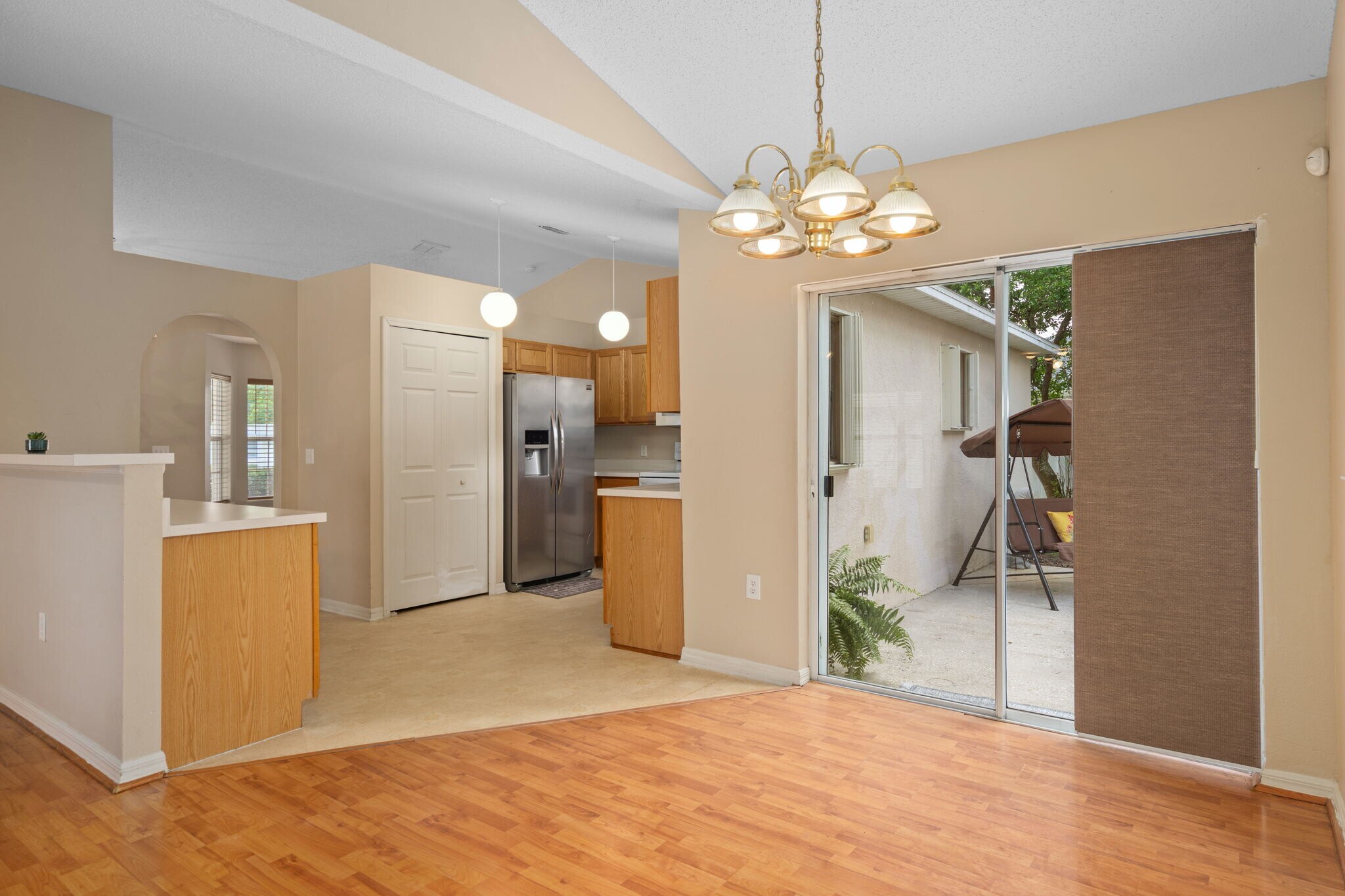 Building Photo - 9572 Horizon Dr
