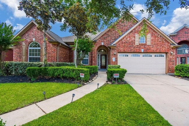 Building Photo - 6706 Oakman Ln
