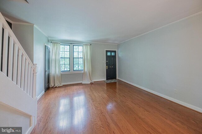Building Photo - 1501 S Edgewood St